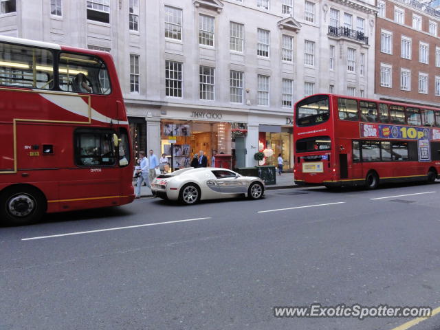 Bugatti Veyron spotted in London, United Kingdom