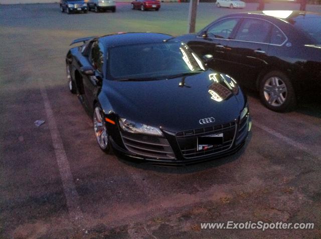 Audi R8 spotted in Toronto, Canada