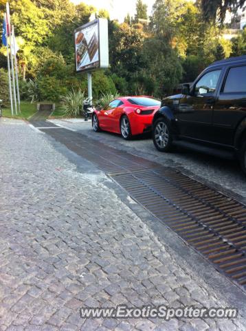 Ferrari 458 Italia spotted in Istanbul, Turkey