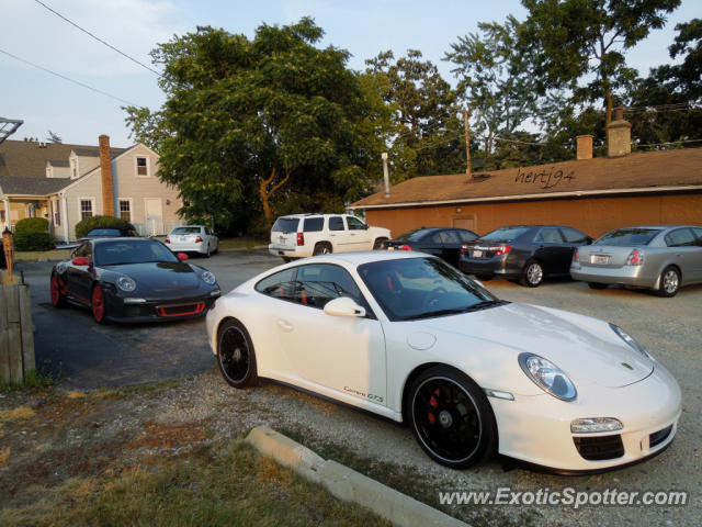 Porsche 911 spotted in Lake Zurich, Illinois