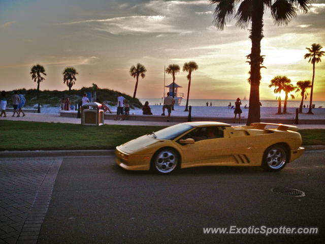 Lamborghini Diablo spotted in Clearwater, Florida