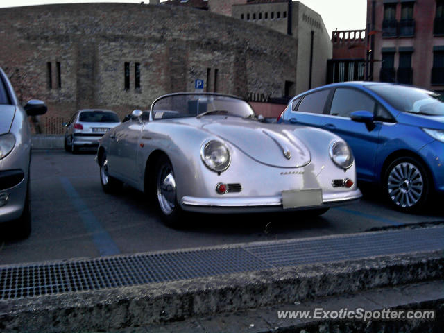 Porsche 356 spotted in Oderzo, Italy