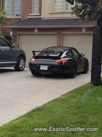 Porsche 911 spotted in Ancaster, Canada