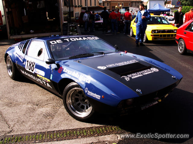 DeTomaso Mangusta spotted in Fregona, Italy