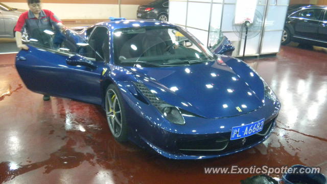 Ferrari 458 Italia spotted in SHANGHAI, China