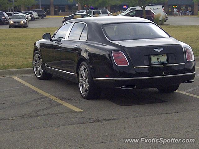 Bentley Mulsanne spotted in Burr Ridge, Illinois