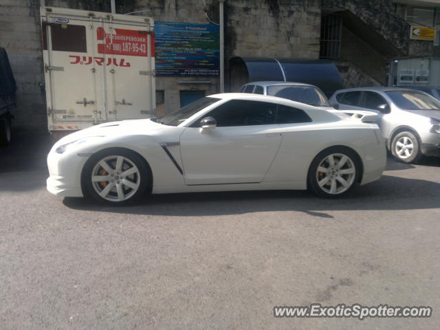 Nissan Skyline spotted in Sochi, Russia