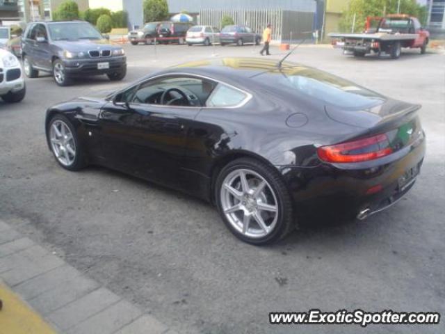 Aston Martin Vantage spotted in Mexico city, Mexico