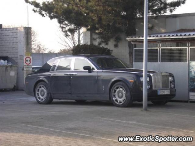 Rolls Royce Phantom spotted in Cologne, Germany