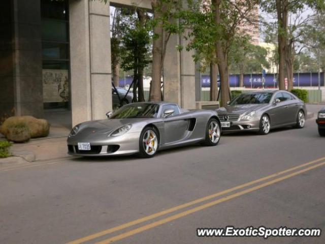 Porsche Carrera GT spotted in Taichung, Taiwan