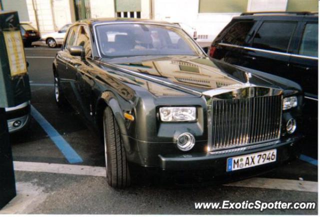 Rolls Royce Phantom spotted in Viareggio, Italy