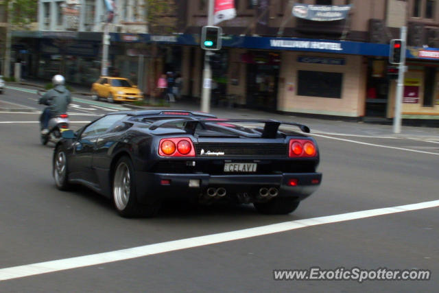 Lamborghini Diablo spotted in Sydney, Australia