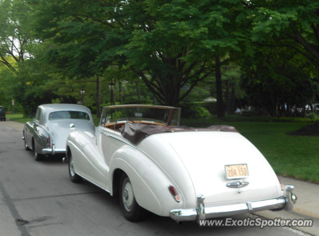 Rolls Royce Silver Dawn spotted in Wilmette, Illinois