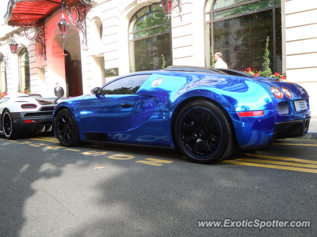 Bugatti Veyron spotted in Paris, France