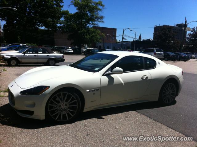 Maserati GranTurismo spotted in Bloom feild, New Jersey