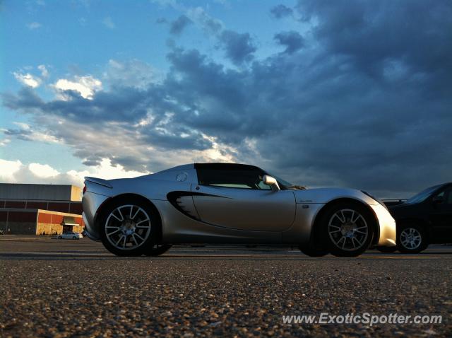 Lotus Elise spotted in Portland, Maine