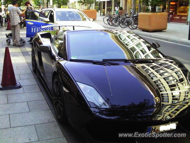 Lamborghini Gallardo spotted in Hannover, Germany