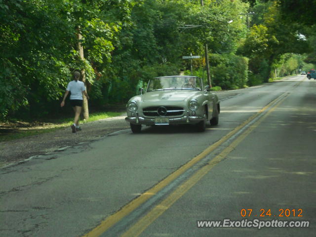 Other Vintage spotted in Wilmette, Illinois