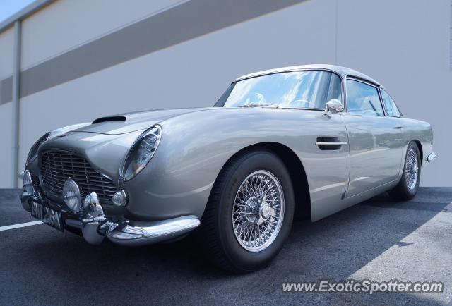 Aston Martin Vantage spotted in Philadelphia, Pennsylvania