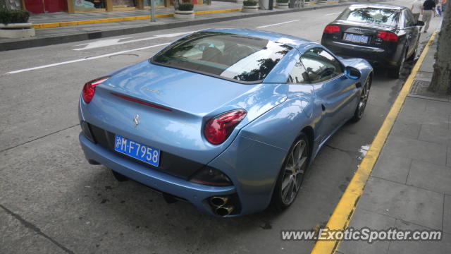 Ferrari California spotted in SHANGHAI, China