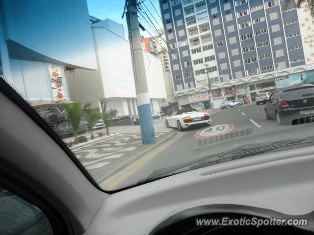 Audi R8 spotted in Baln Camboriú, Brazil