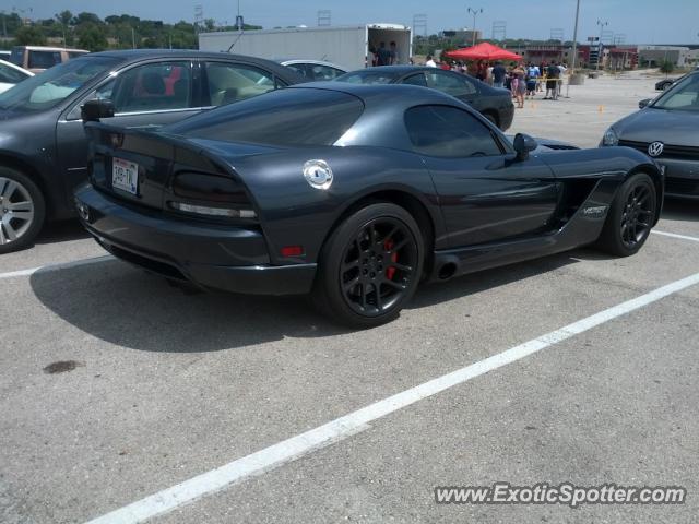 Dodge Viper spotted in Milwaukee, Wisconsin