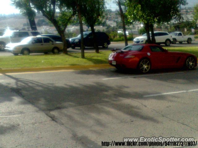 Mercedes SLS AMG spotted in Guadalajara, Mexico