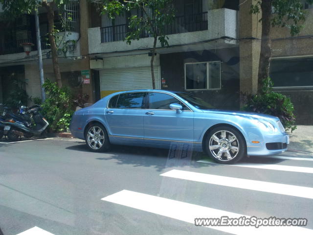 Bentley Continental spotted in Taipei, Taiwan