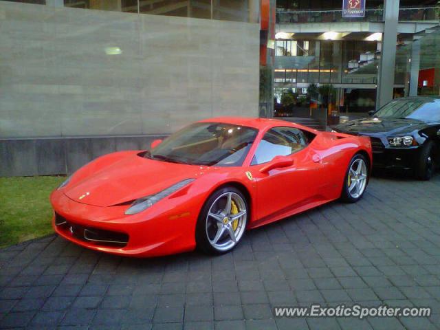 Ferrari 458 Italia spotted in Mexico City, Mexico