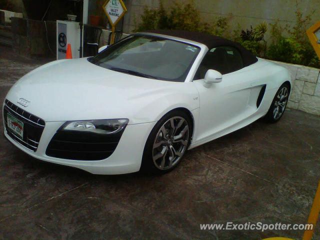 Audi R8 spotted in Cancun, Mexico