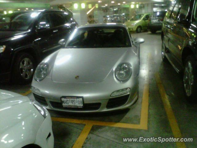 Porsche 911 spotted in Mexico City, Mexico