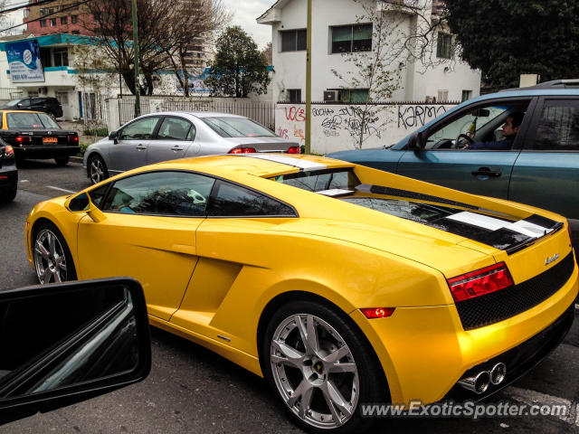 Lamborghini Gallardo spotted in Santiago, Chile