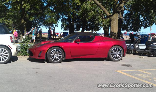 Tesla Roadster spotted in Toronto, Ontario, Canada