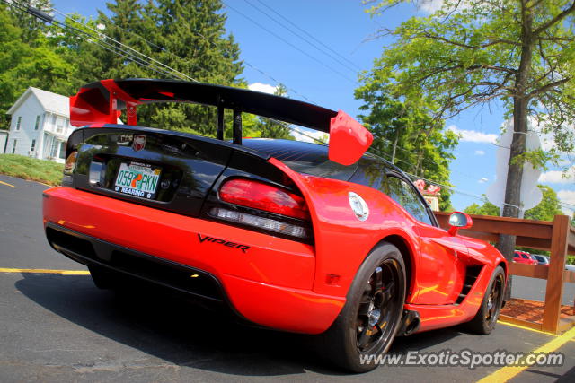 Dodge Viper spotted in Oneonta, New York