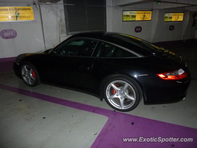 Porsche 911 spotted in Barcelona, Spain
