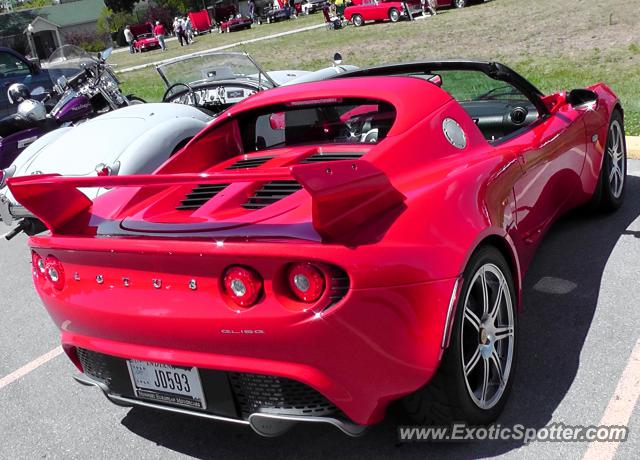 Lotus Elise spotted in Indianapolis, Indiana