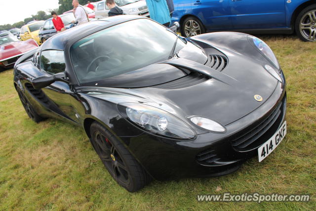 Lotus Elise spotted in Queensferry, United Kingdom