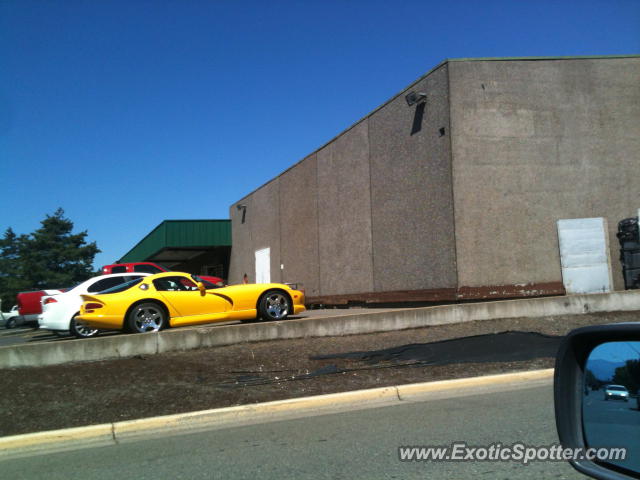 Dodge Viper spotted in Medford, Oregon