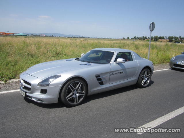 Mercedes SLS AMG spotted in Brasov, Romania