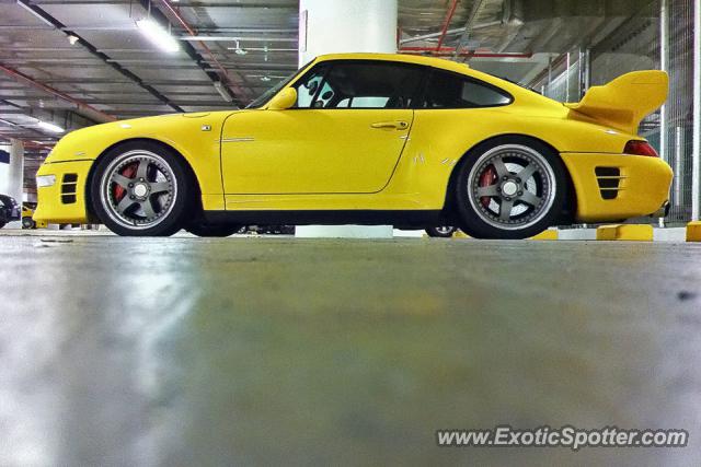 Porsche 911 Turbo spotted in Vivocity, Singapore