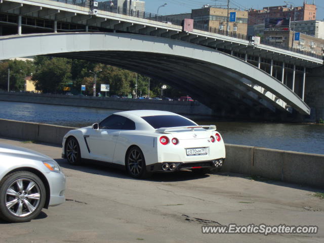 Nissan Skyline spotted in Moscow, Russia