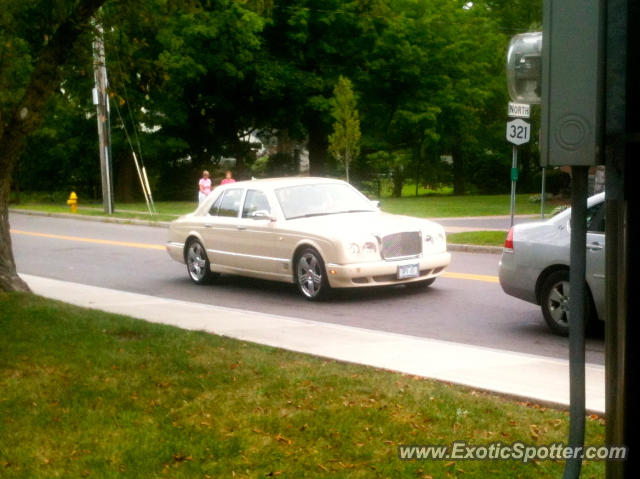 Bentley Arnage spotted in Skaneateles, New York