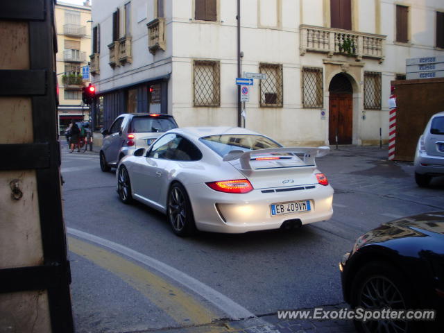 Porsche 911 GT3 spotted in Padova, Italy