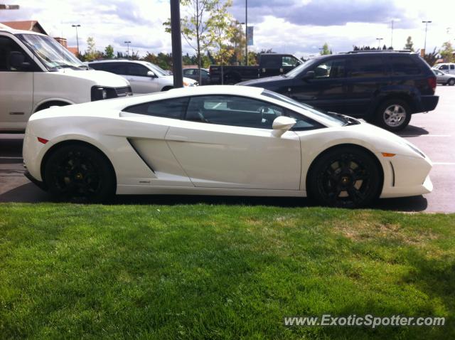 Lamborghini Gallardo spotted in Tualatin, Oregon