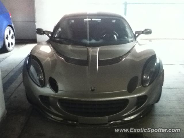 Lotus Elise spotted in Boca Raton, Florida