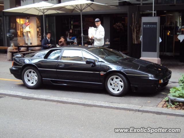 Lotus Esprit spotted in Zurich, Switzerland