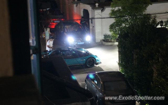 Pagani Zonda spotted in SHANGHAI, China