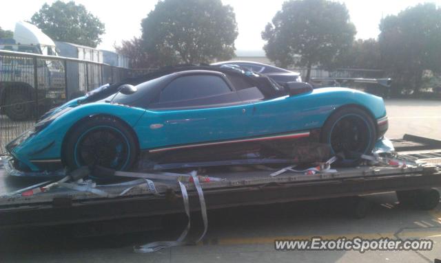 Pagani Zonda spotted in SHANGHAI, China