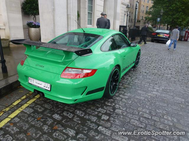 Porsche 911 GT3 spotted in London, United Kingdom
