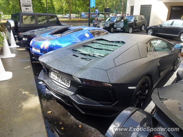 Bugatti Veyron spotted in London, United Kingdom